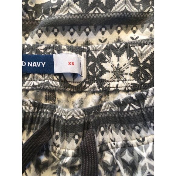 Old Navy PrintedFlannel  Jogger Pajama Pants - Picture 2 of 3